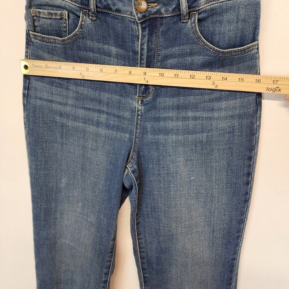 LOGO Lori Goldstein Girlfriend Jeans Size 4 28" High Waist Stretch Distressed - Picture 9 of 14